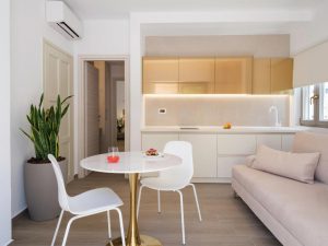 Golden Luxury Suites3